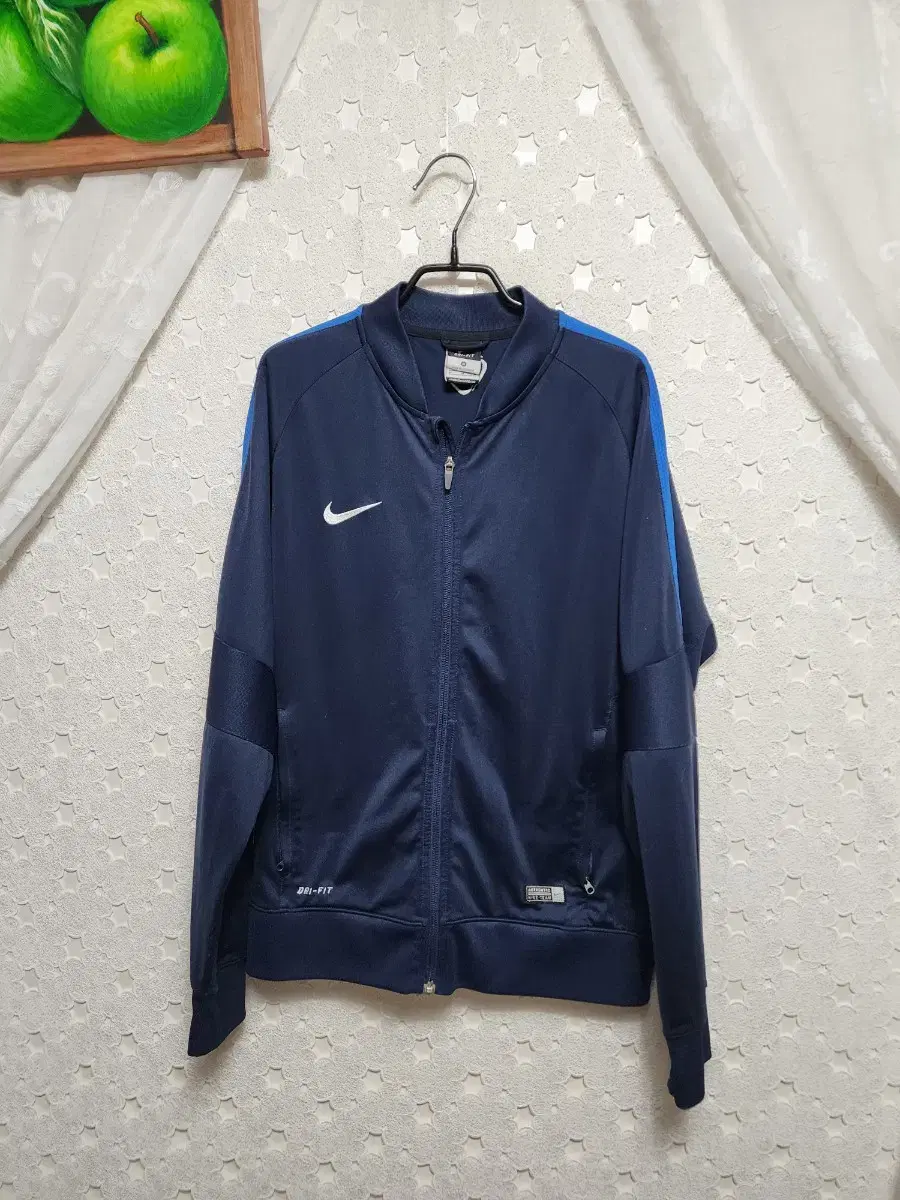 Nike JerseyUnisex100