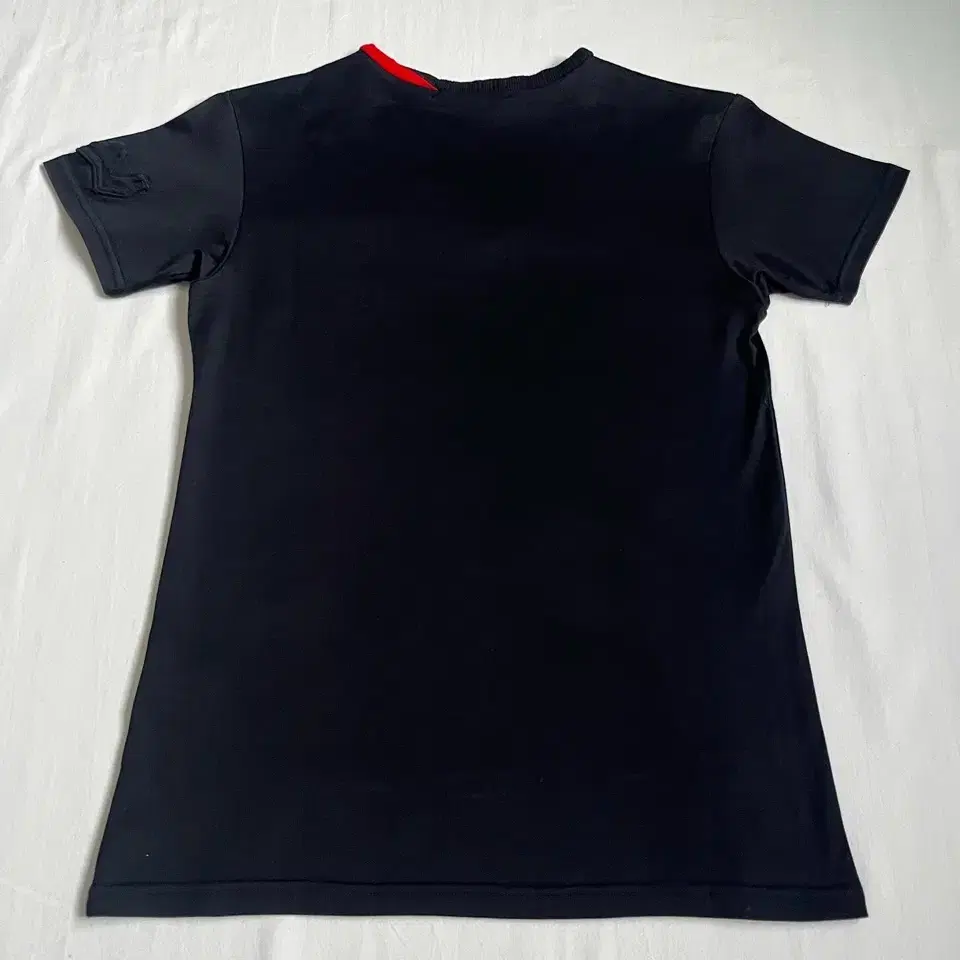 Sexprimer V-neck Cutsew