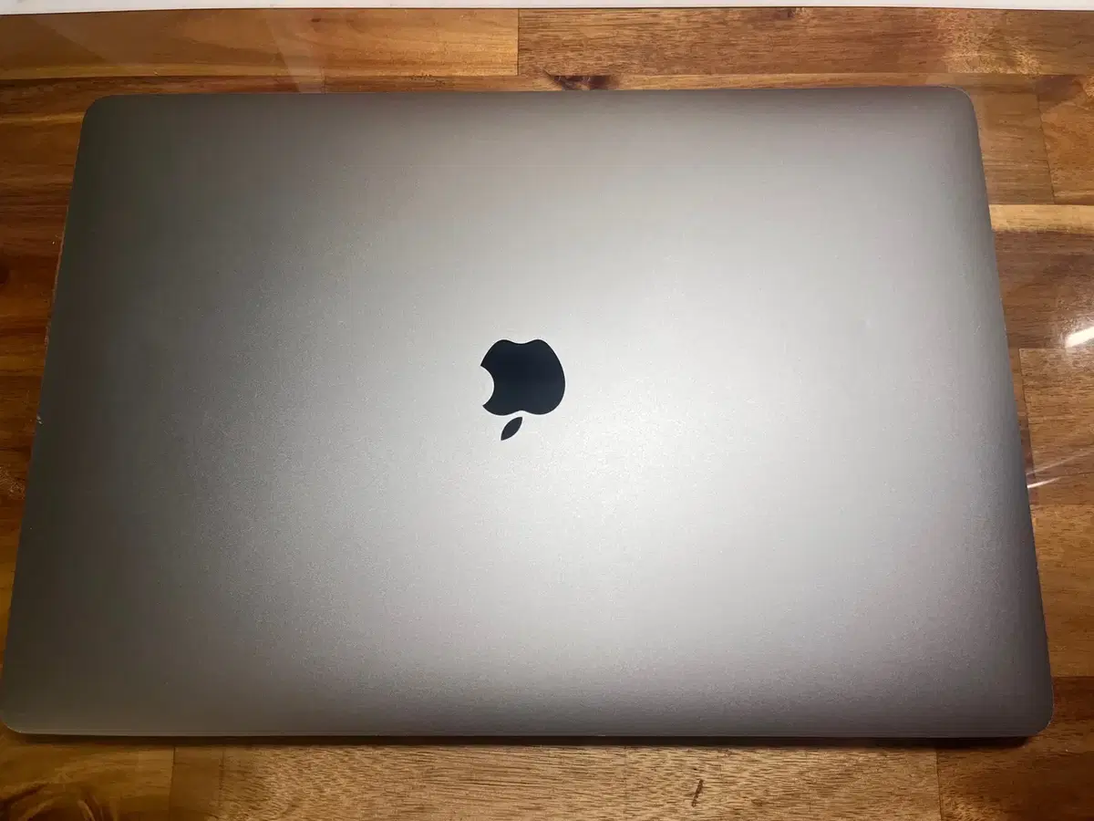 a2141 /i7-9750H/ 16인치 맥북 프로 판매합니다 !