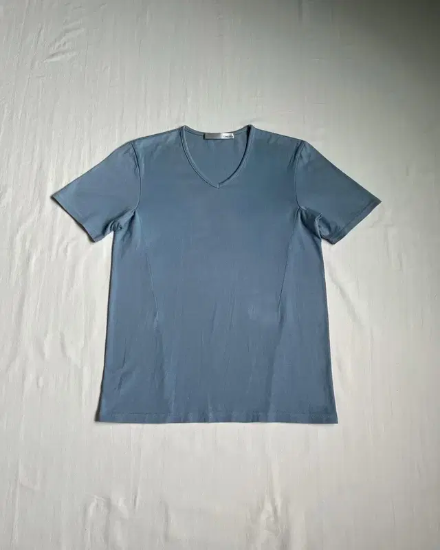 Civilized V-neck Cutsew