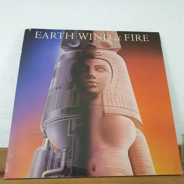 EARTH WIND & FIRE  LP    RAISE!  1981