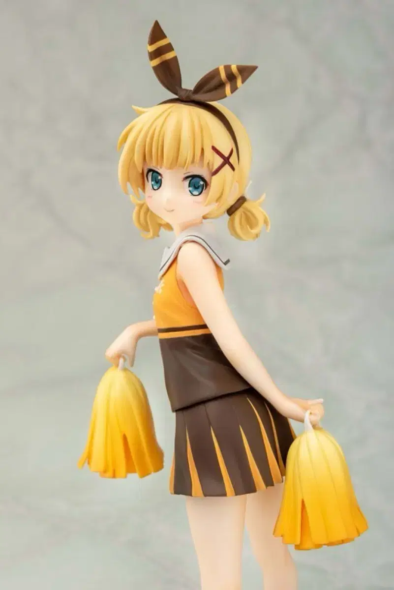 [unsealed] Is your order a bunny? I'm selling a Sharo cheerleader figure.