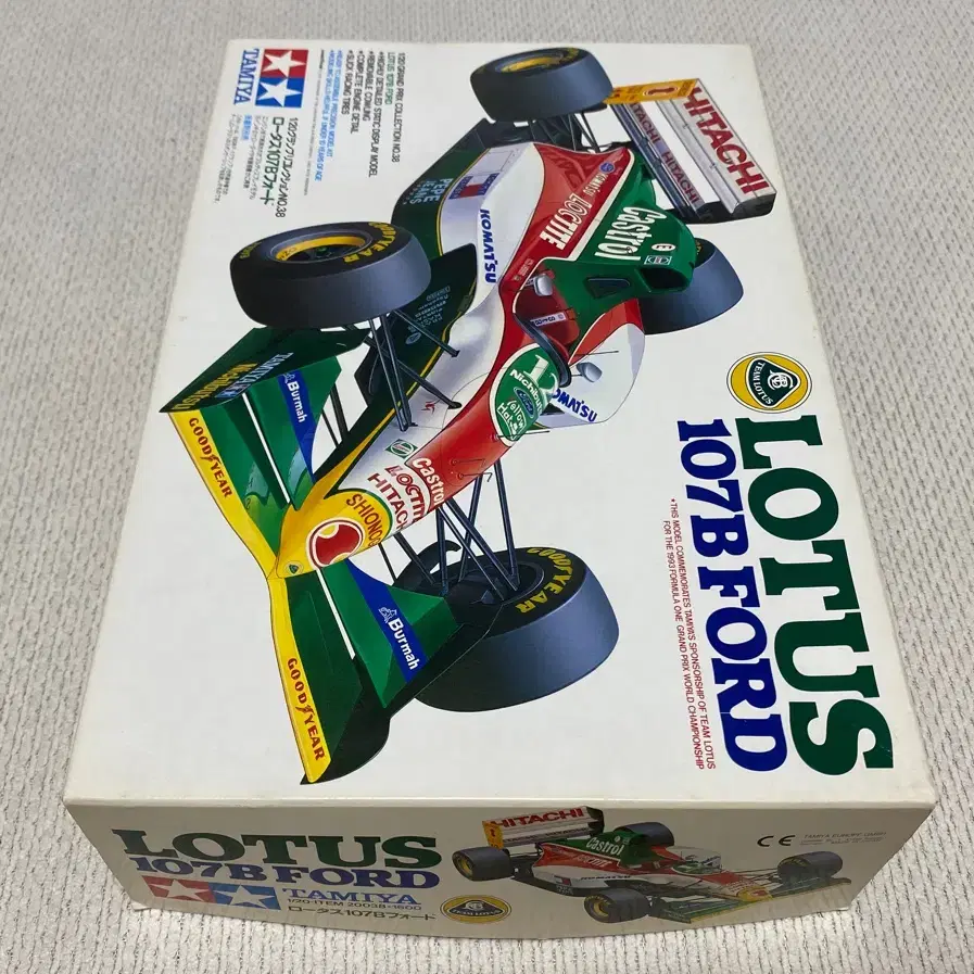 TAMIYA 1993 1/20 LOTUS 107B FORD