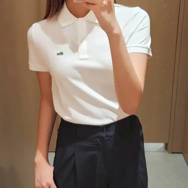 [ S ] Lacoste 라코스테 화이트 코튼 슬림핏 카라티