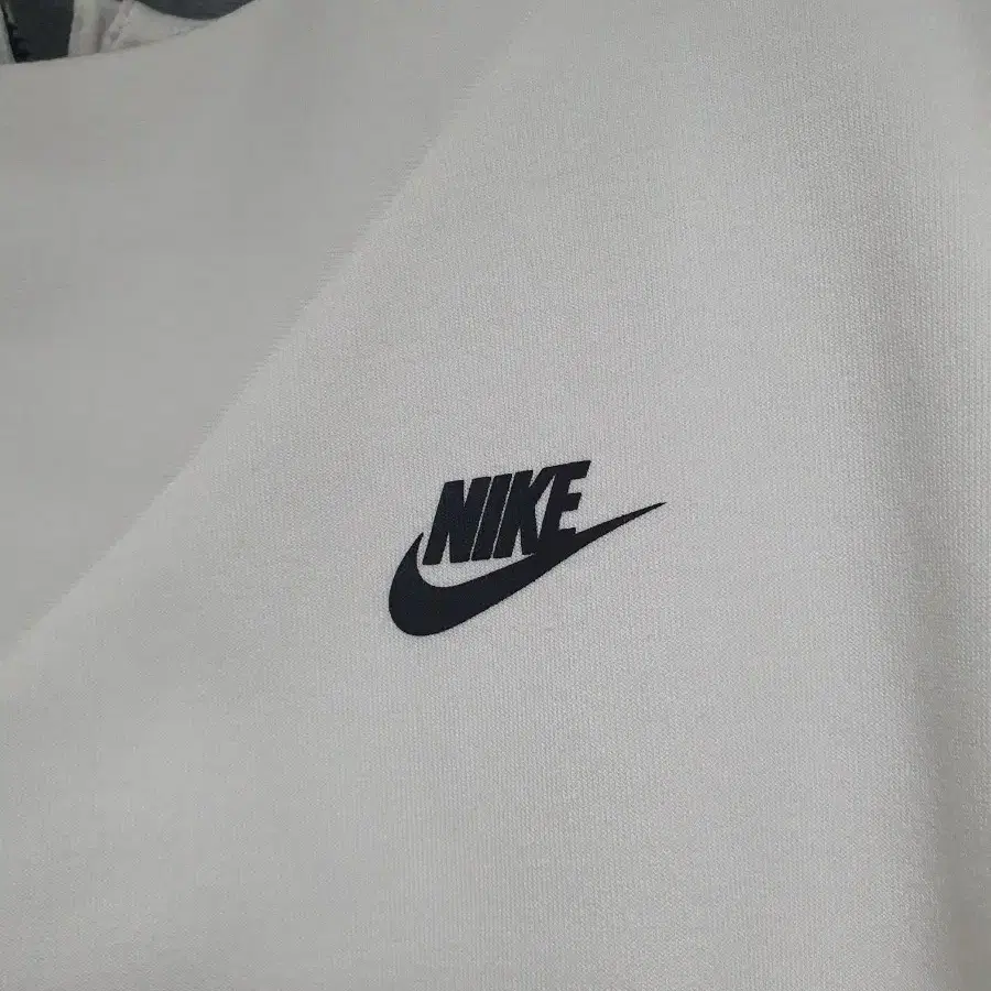 nike 나이키정품 이중안감 반팔티셔츠 맨투맨 소재 여자 s 55 55반