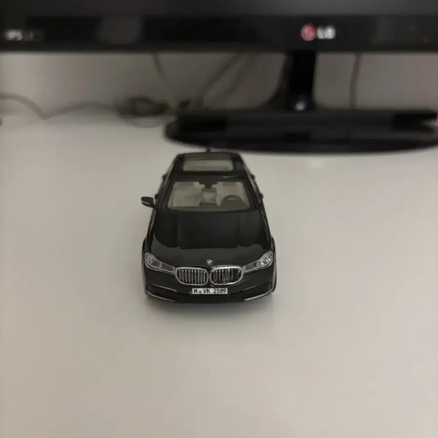 BMW 750Li 다이캐스트