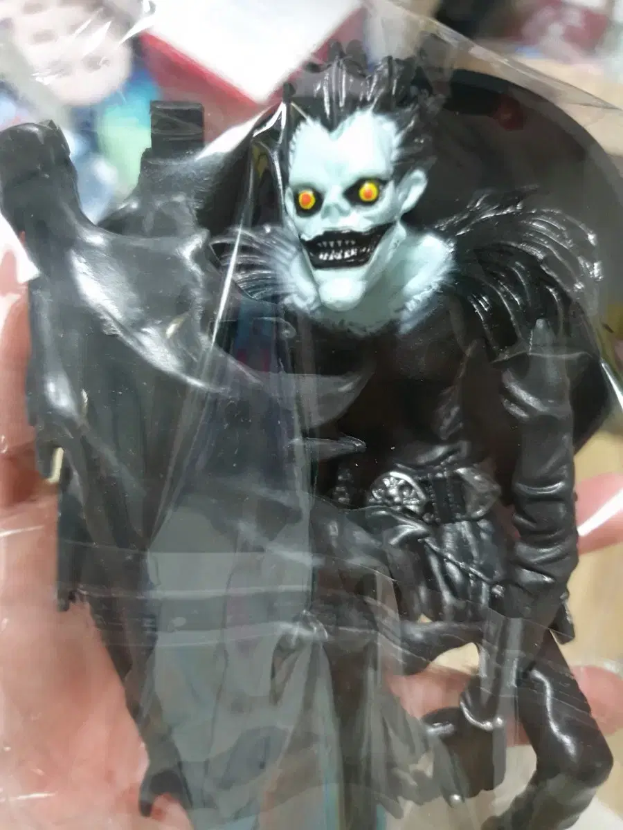 Ryuk figure