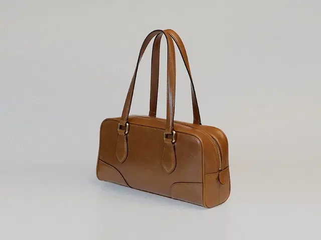 엘오61 Timeless Bowler Bag (British Tan)