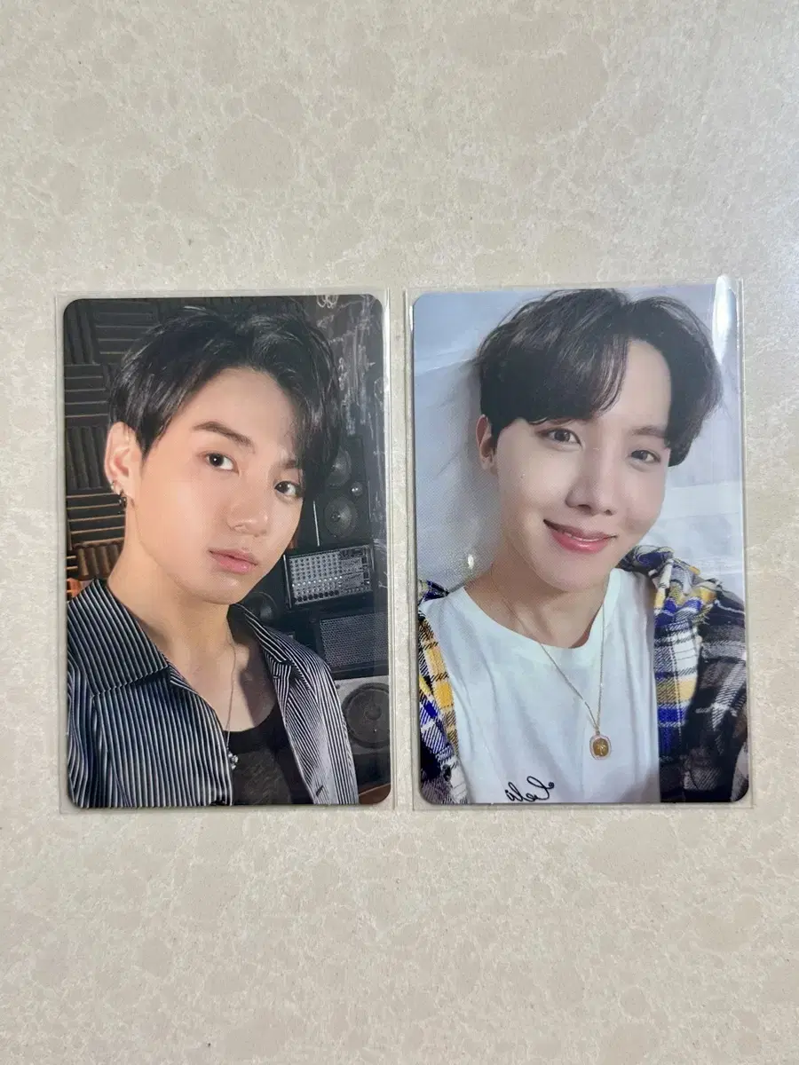 BTS BTS BE Essential jungkook photocard j-hope Photocard