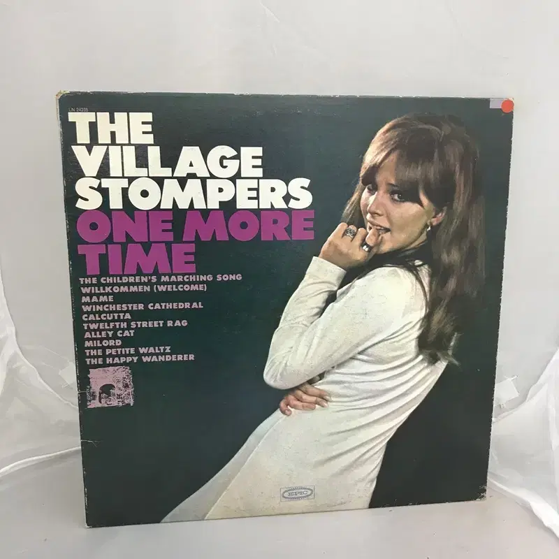 THE VILLAGE STOMPERS  LP / AA2051