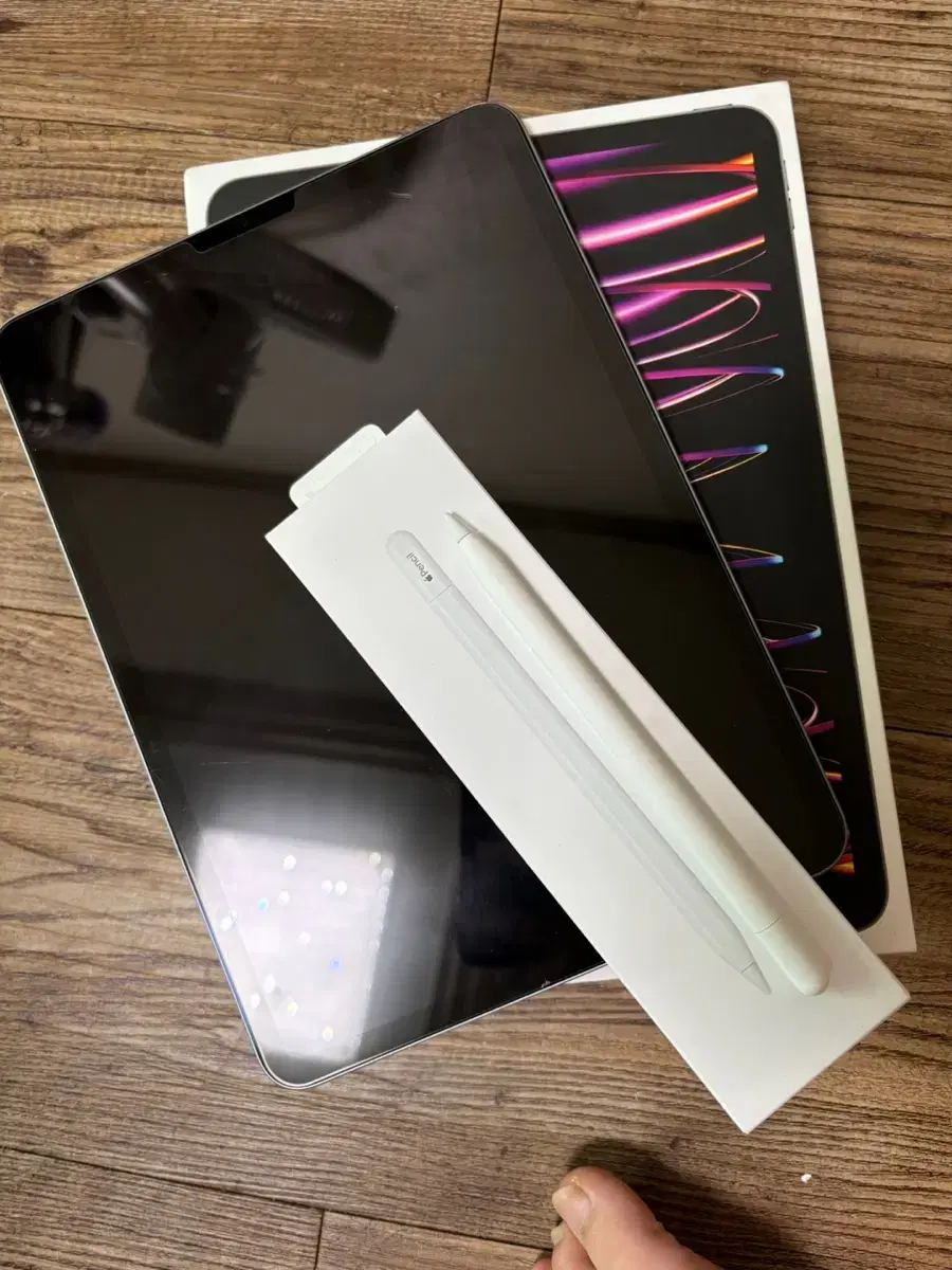 iPad Pro 11 4th Generation 128G + Apple Pencil 2nd Generation