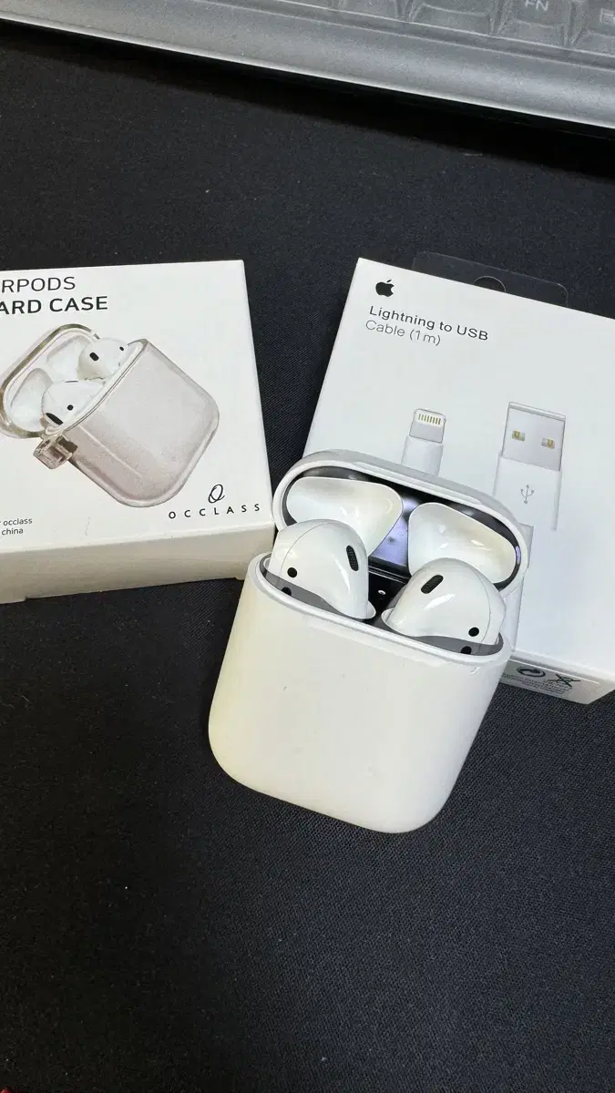 AirPods 2 Set Used Products