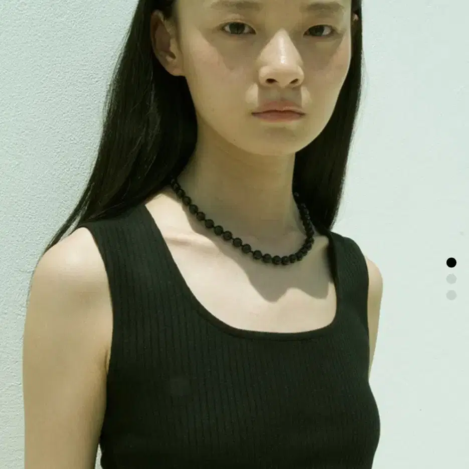 Havec 하베크 90s Square-neck sleeveless top