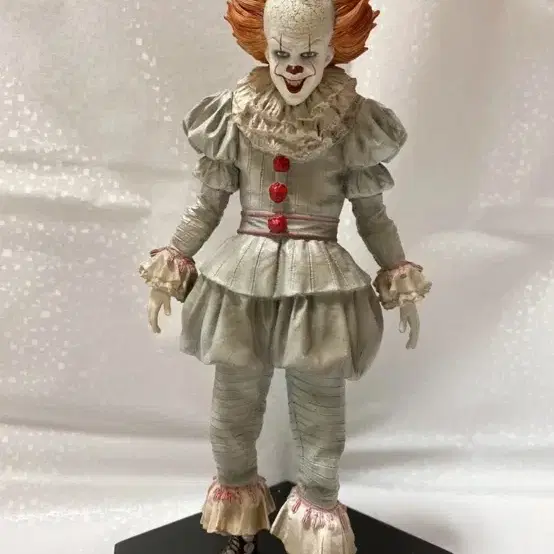 빈티지 페니와이즈 피규어(penny wise the clown) it