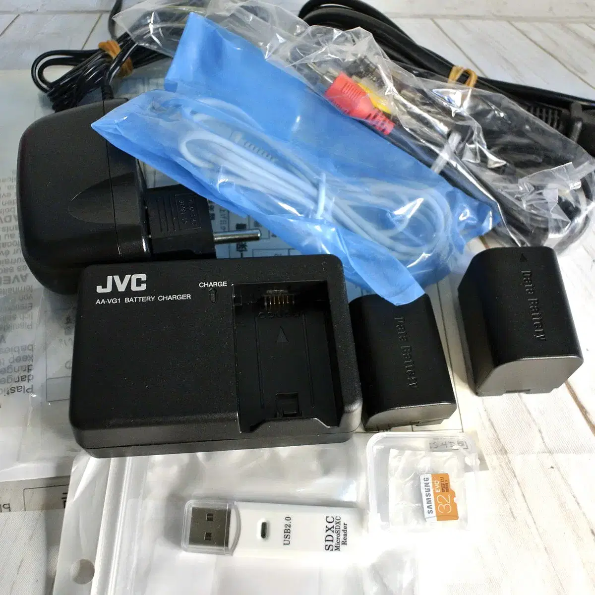 JVC GZ MG980r 빈티지캠코더