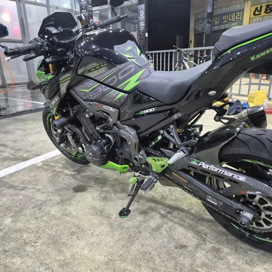 급처 가와사키 23년식 z900 z900se 올린즈/브렘보 브레이크 판매