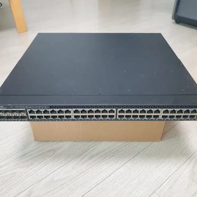 브로케이드 40G 10G 스위치 - Brocade ICX 6610-48