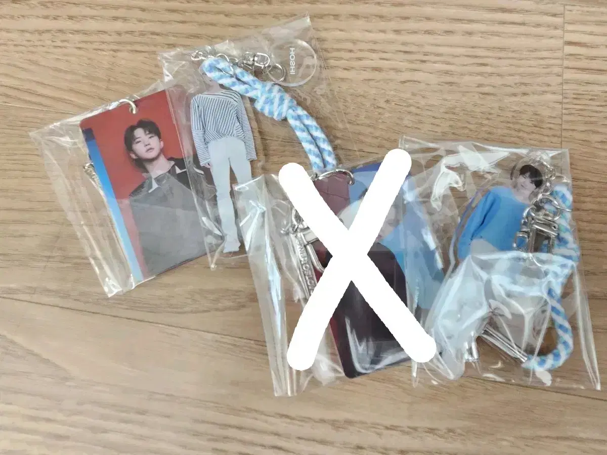 SEVENTEEN SEVENTEEN SVT hoshi woozi Caratland keyring Sell