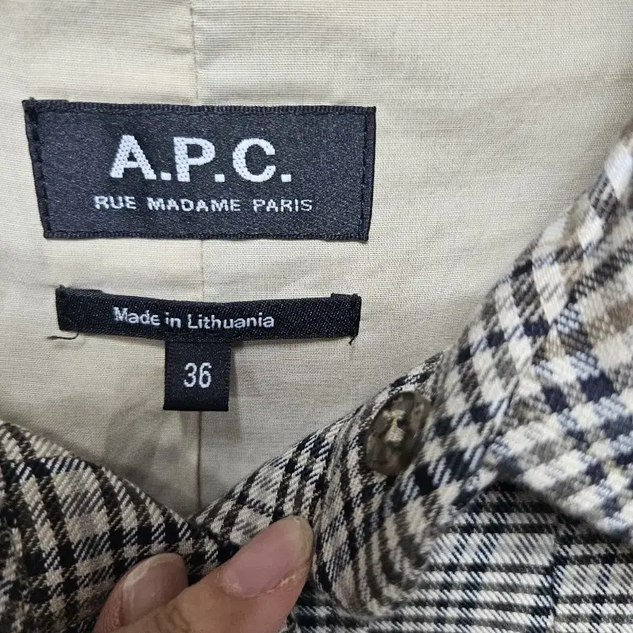 APC 아페쎄 코트M