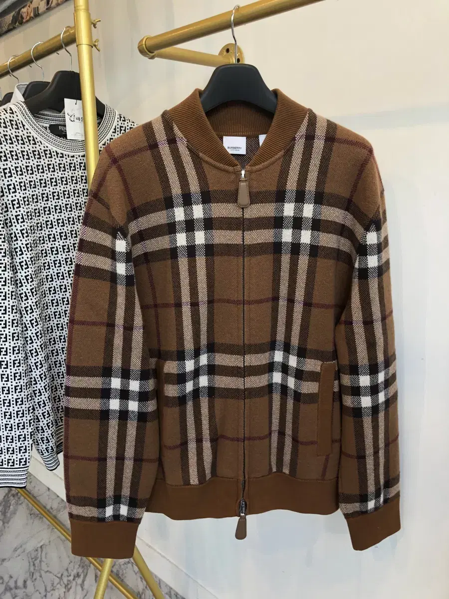 Burberry Cashmere Zip-Up XL [Size S/Genuine