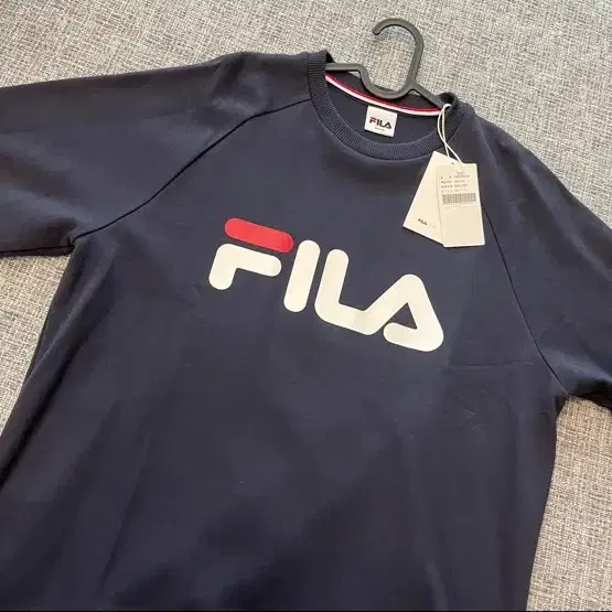 FILA 휠라 남성 반팔티 새상품!!