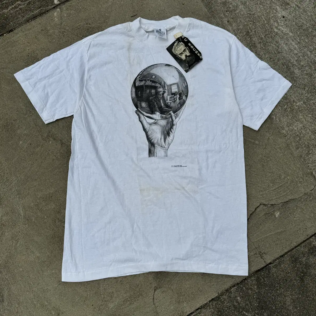 [L] 90s MC Escher Heirs Art Printed Vahn Tee