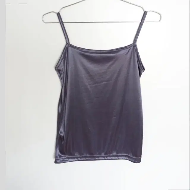 샵페어리 슬리브나시 basic satin sleeveless 실버퍼플