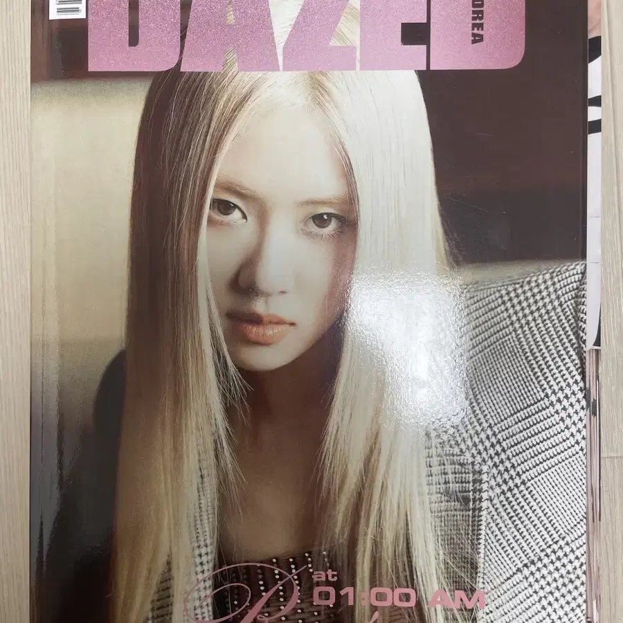 Dazed 데이즈드 잡지 로제 엔믹스 로렌 이지아 리정 립제이 윤찬영