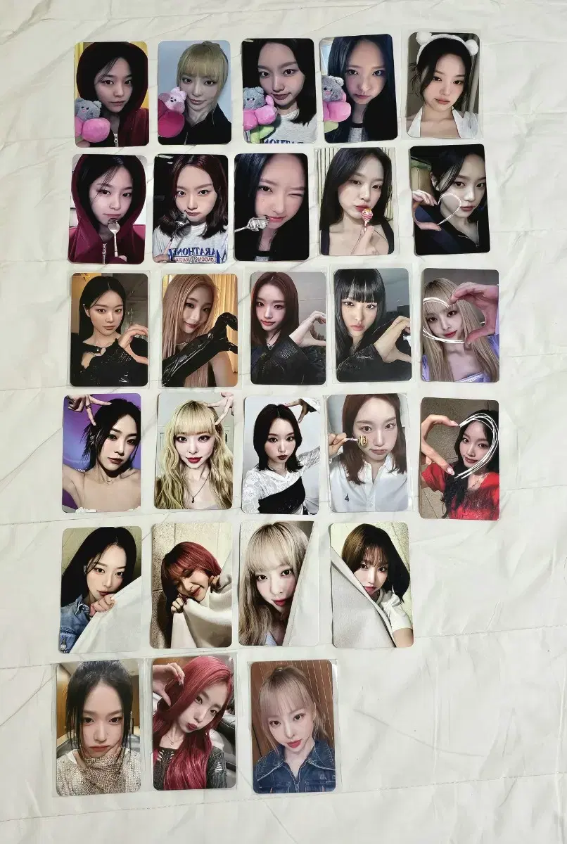 Loossemble unreleased photocard photocard pre-order benefit wts sell loona loona