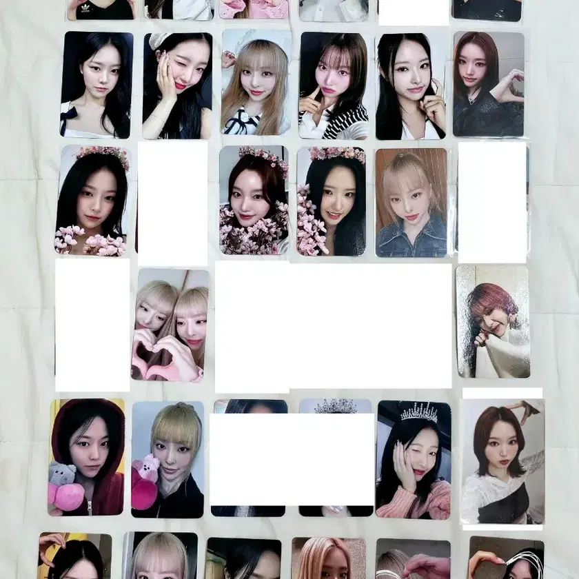 ARTMS photocard objekt template Heejin