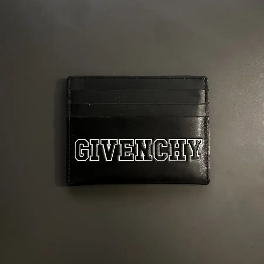 (새상품급) 지방시 카드지갑 givenchy