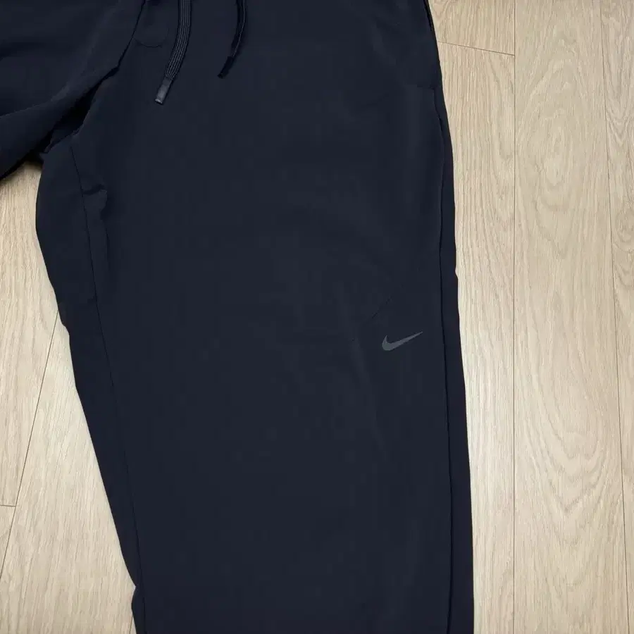 NIKE A.P.S 우븐 팬츠