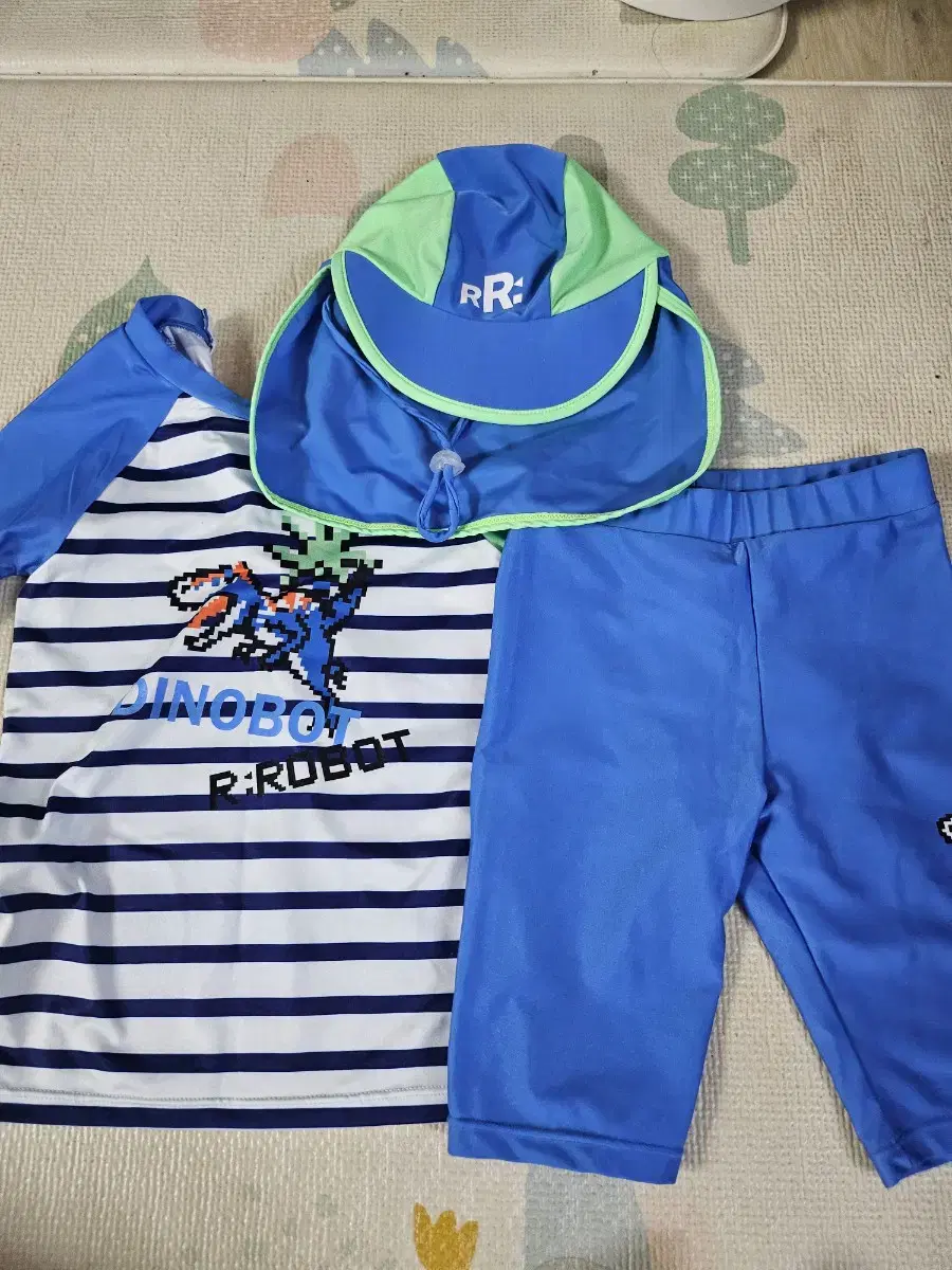 Kids Rashguard (Alobot)