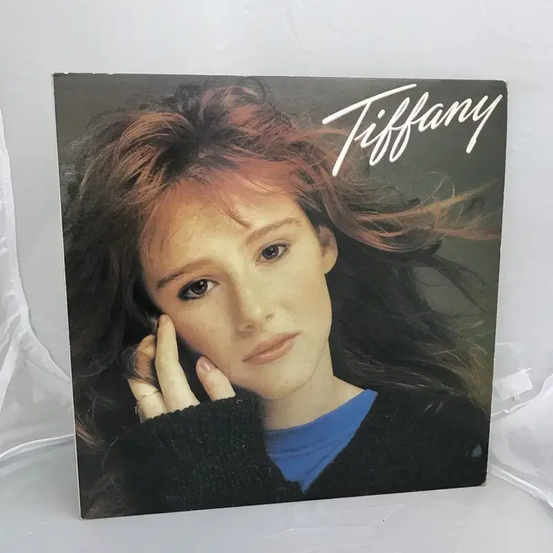 TIFFANY  LP / AA2136