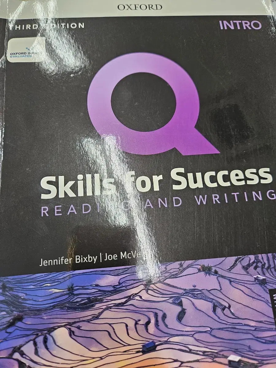 Q Skills for success reading INTRO English