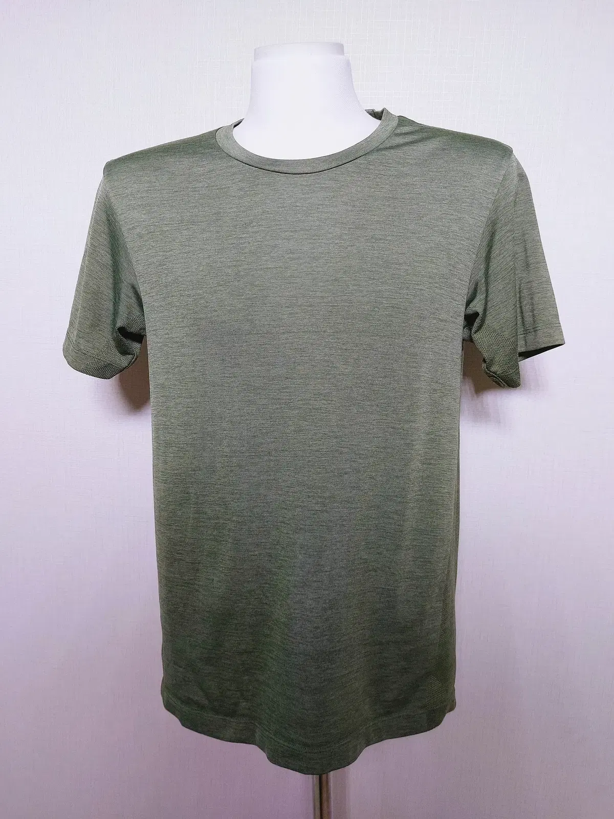 Uniqlo Men's Short Sleeve Tee Functional 95 100 105 Melange Khaki Green L