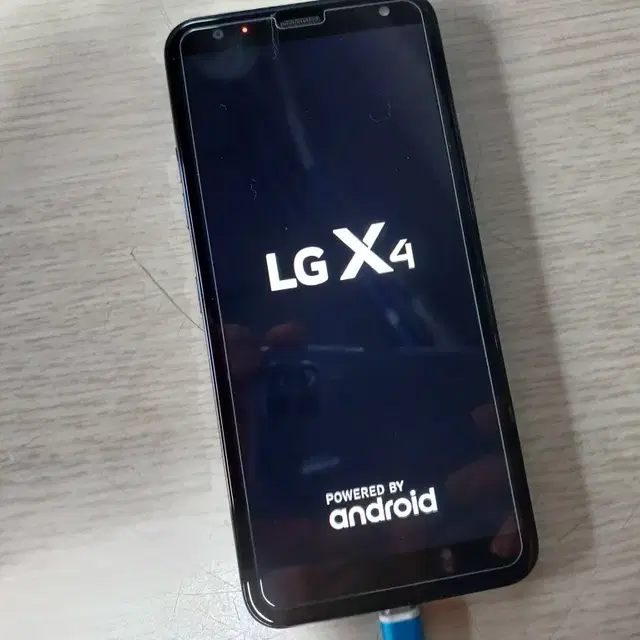 LG X4 (2019) LM-X420N 휴대폰 20년3월산 거의 새것