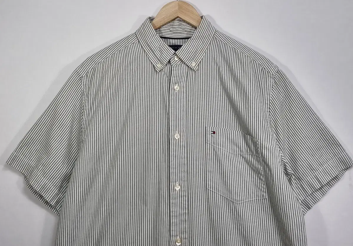 true to size L (100) Tommy Hilfiger striped vahn