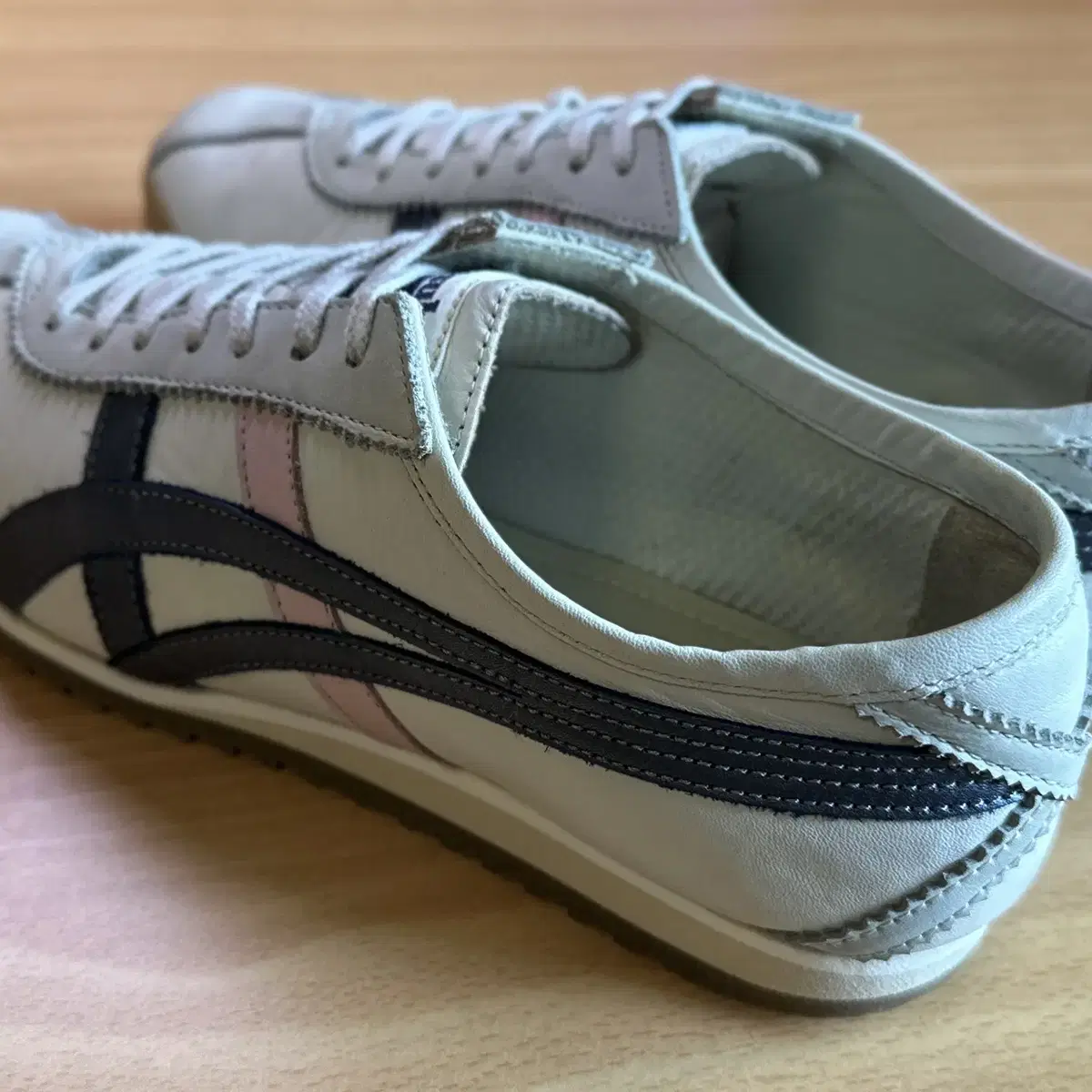 ONITSUKA TIGER LIMBER 66 PRESTIGE