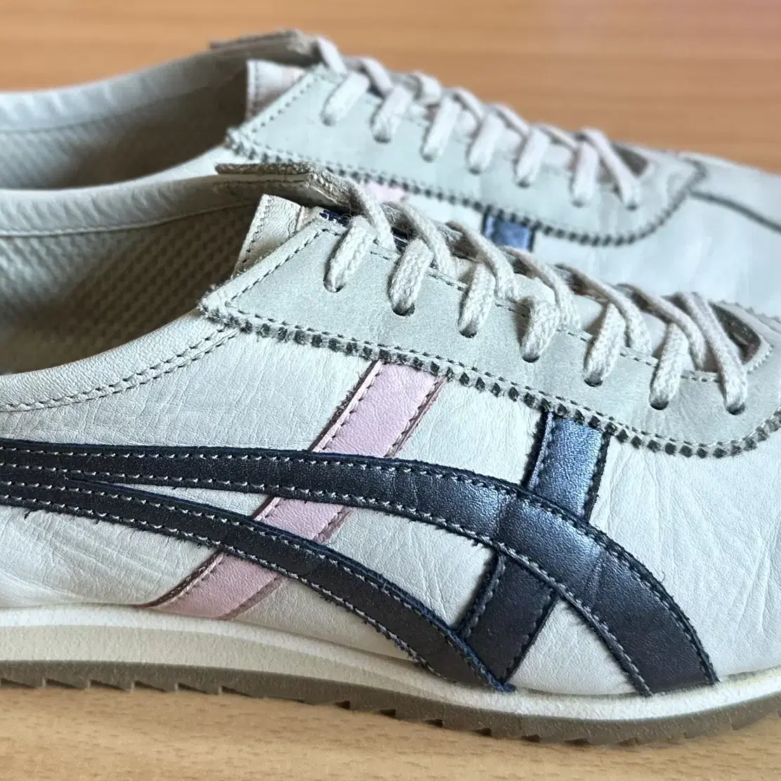 ONITSUKA TIGER LIMBER 66 PRESTIGE