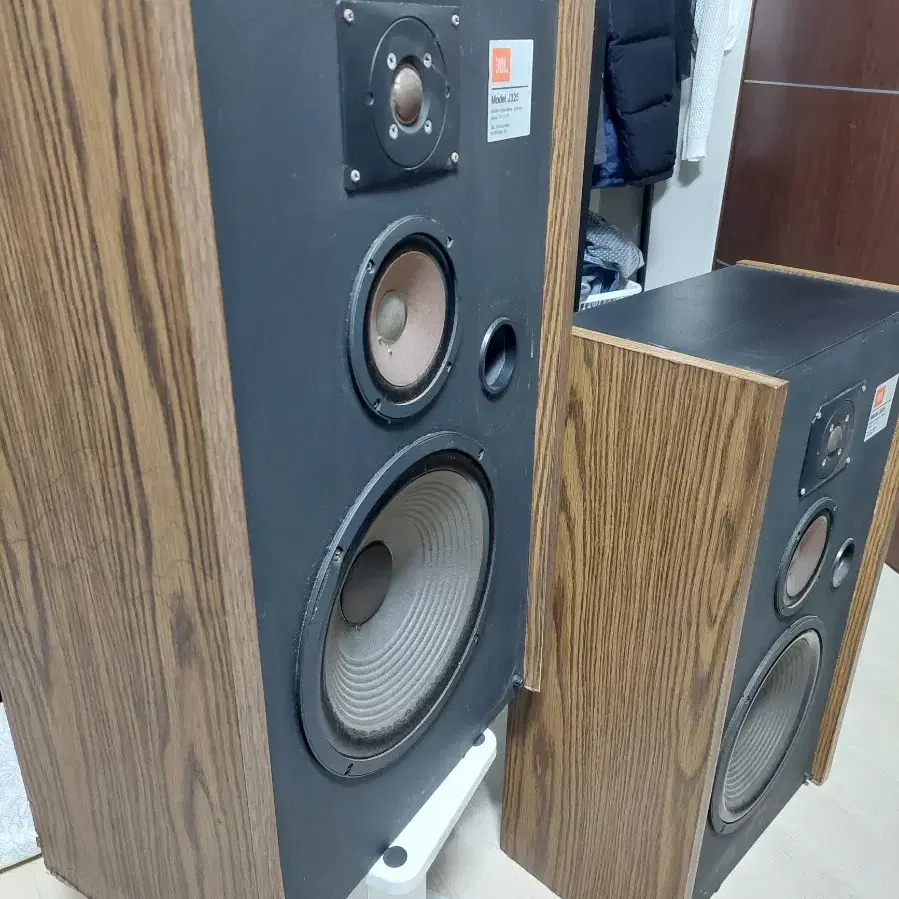 JBL  J325