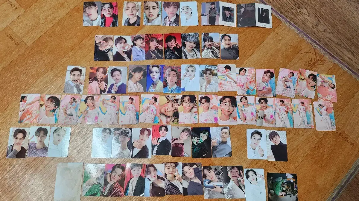 Seventeen photocards (lots of them) wts dispose of them