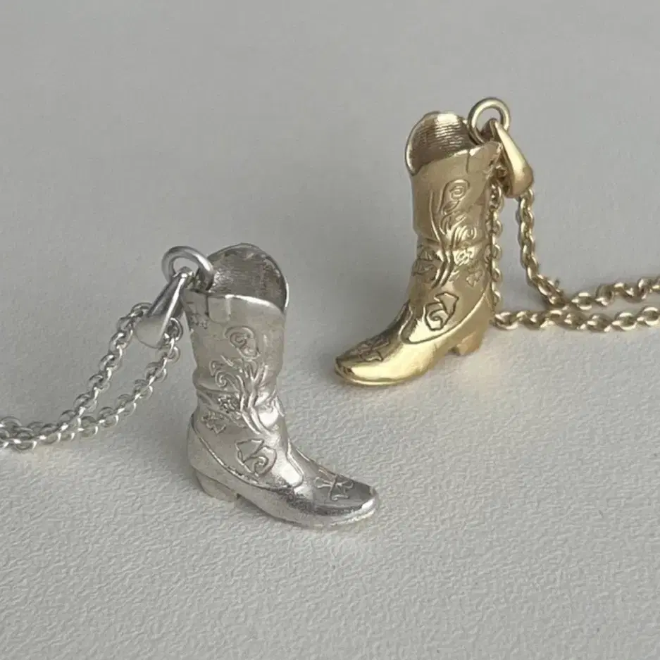 해유 목걸이 Western Boots Necklace