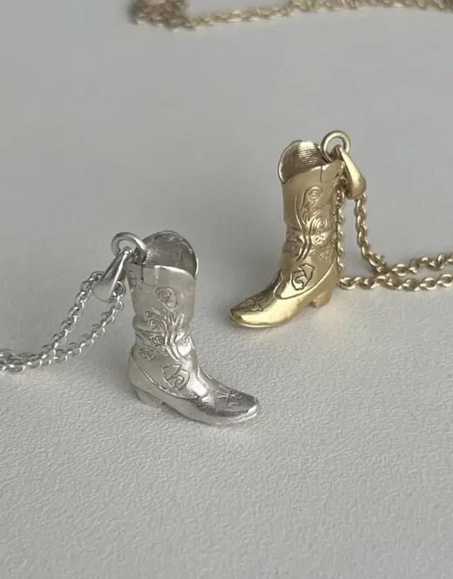 해유 목걸이 Western Boots Necklace