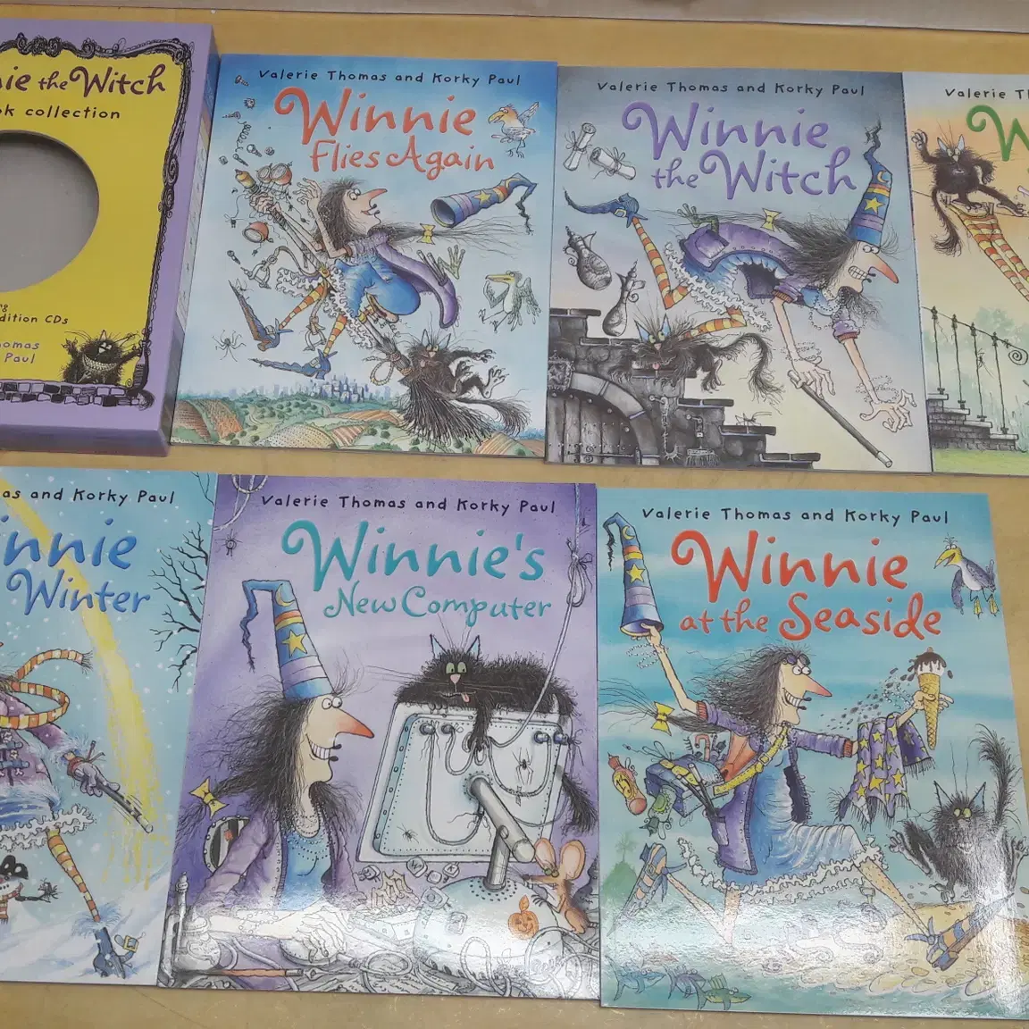 OXFORD Winnie the Witch six Collection