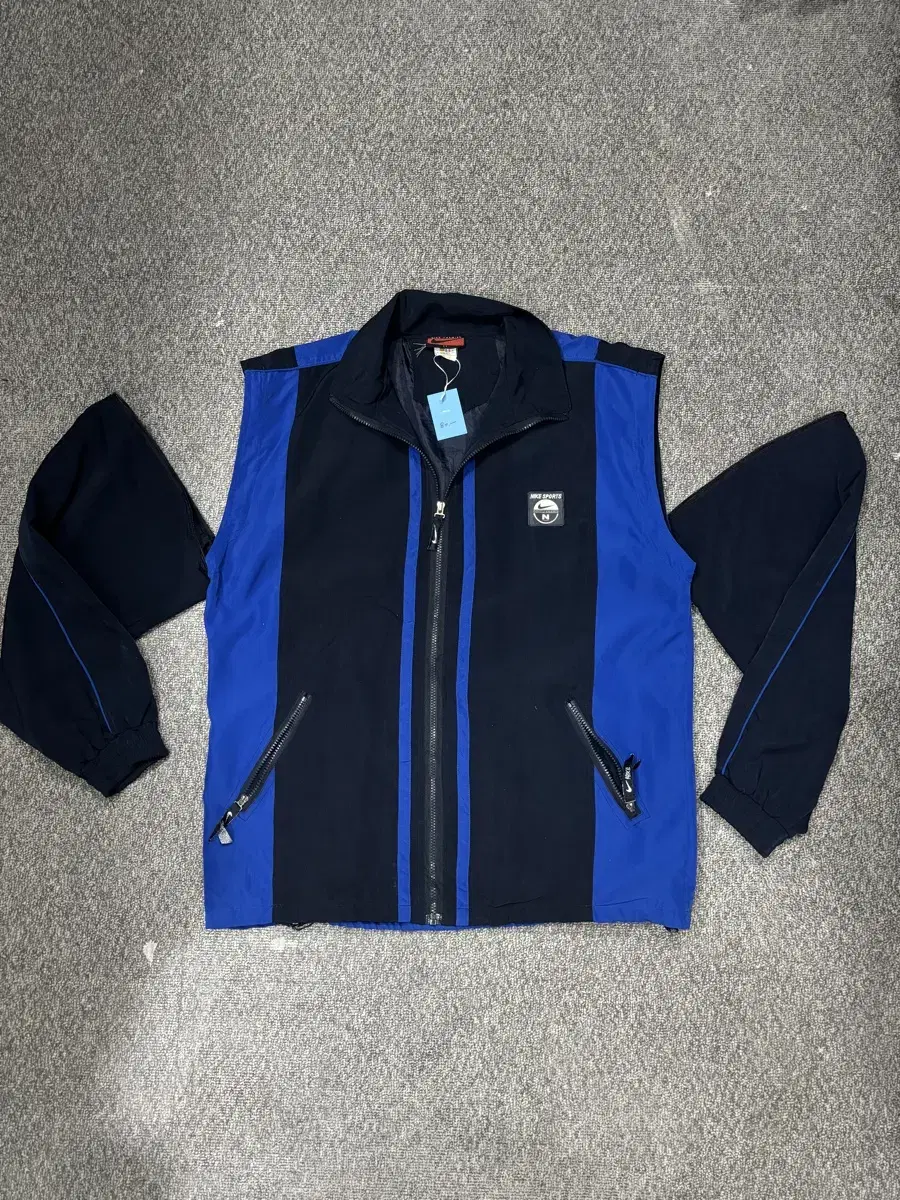 Nike Convertible Jacket