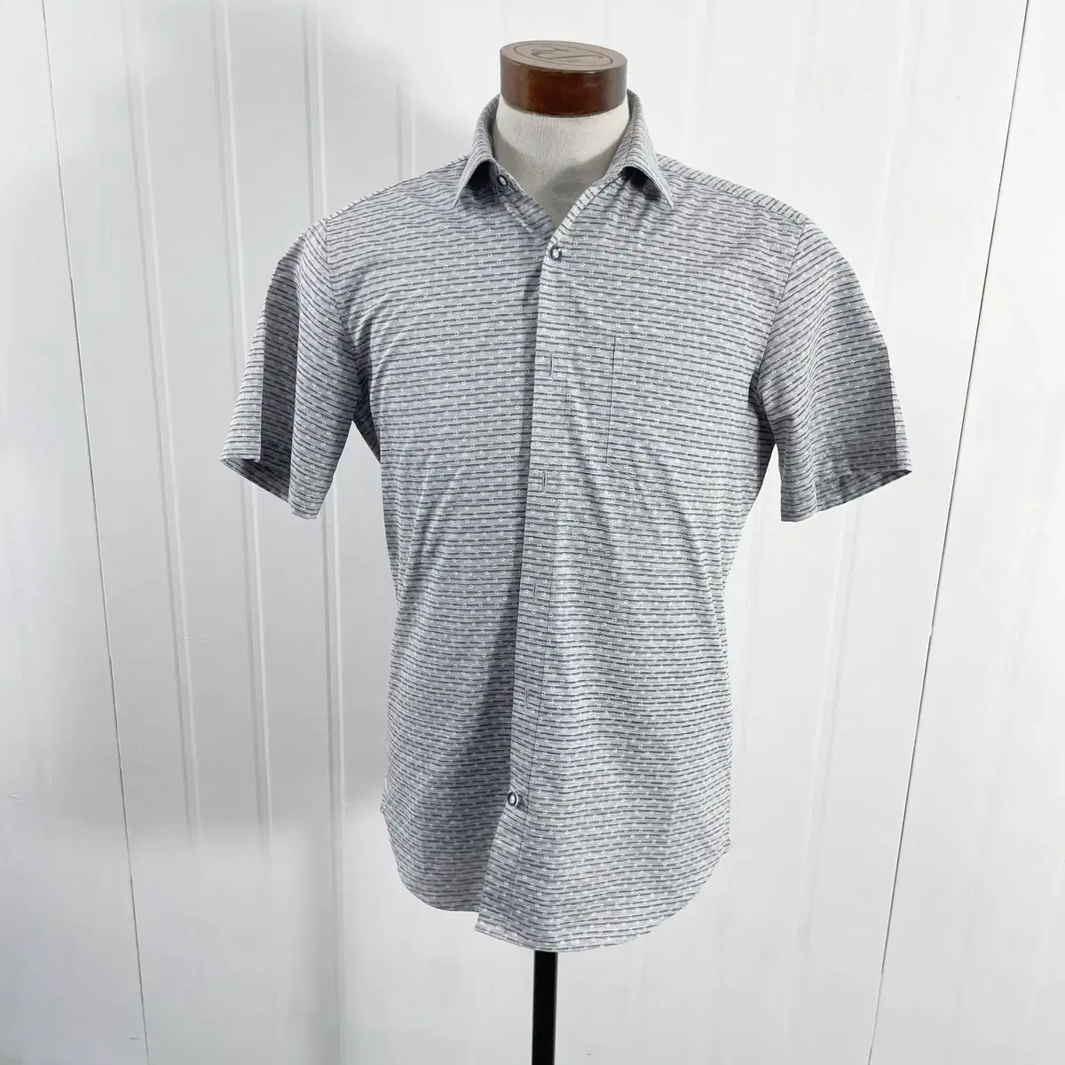 D1 Gillstuart Men's Short Sleeve Shirt 90-95 sizes