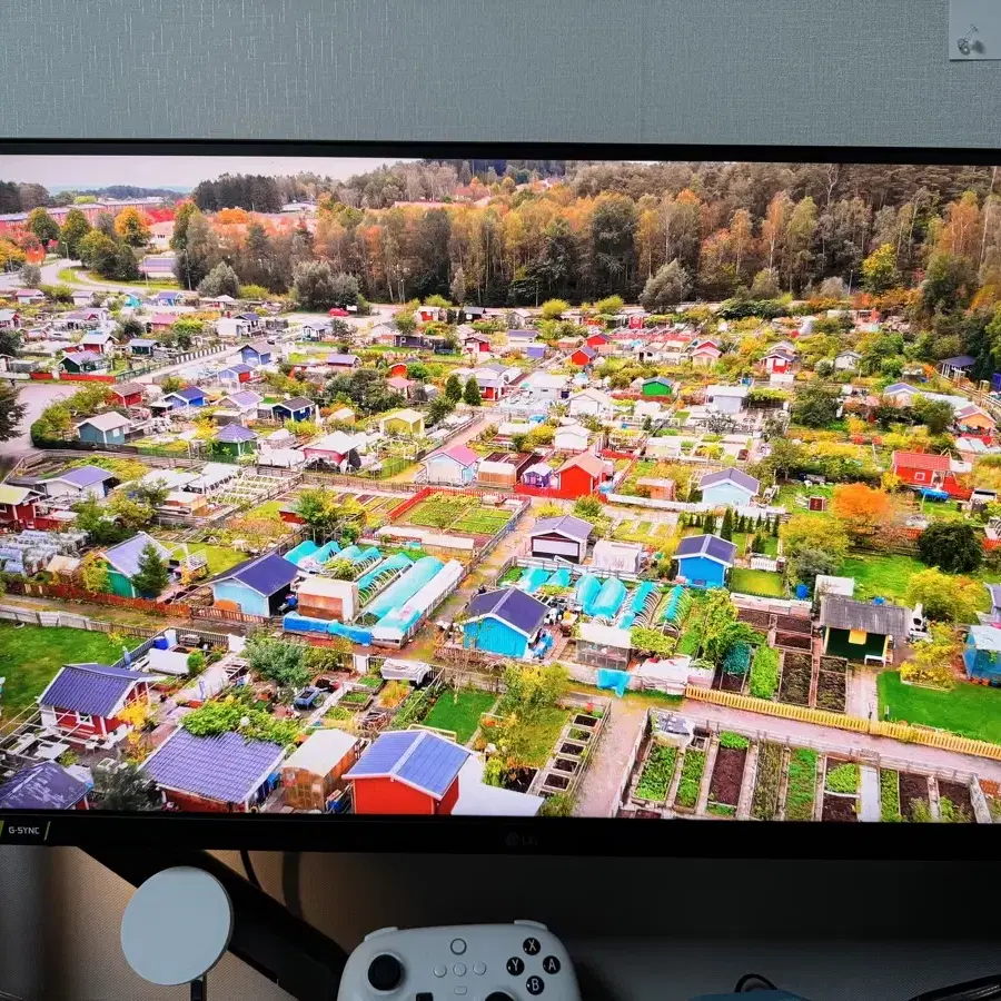 LG 27gp830 모니터 팝니다(27인치,QHD 144hz)