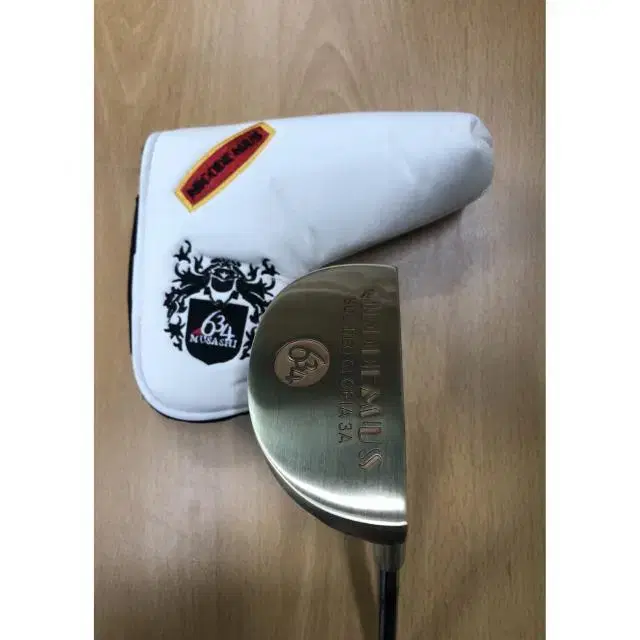 Musashi Women's 33-inch Half Moon Putter