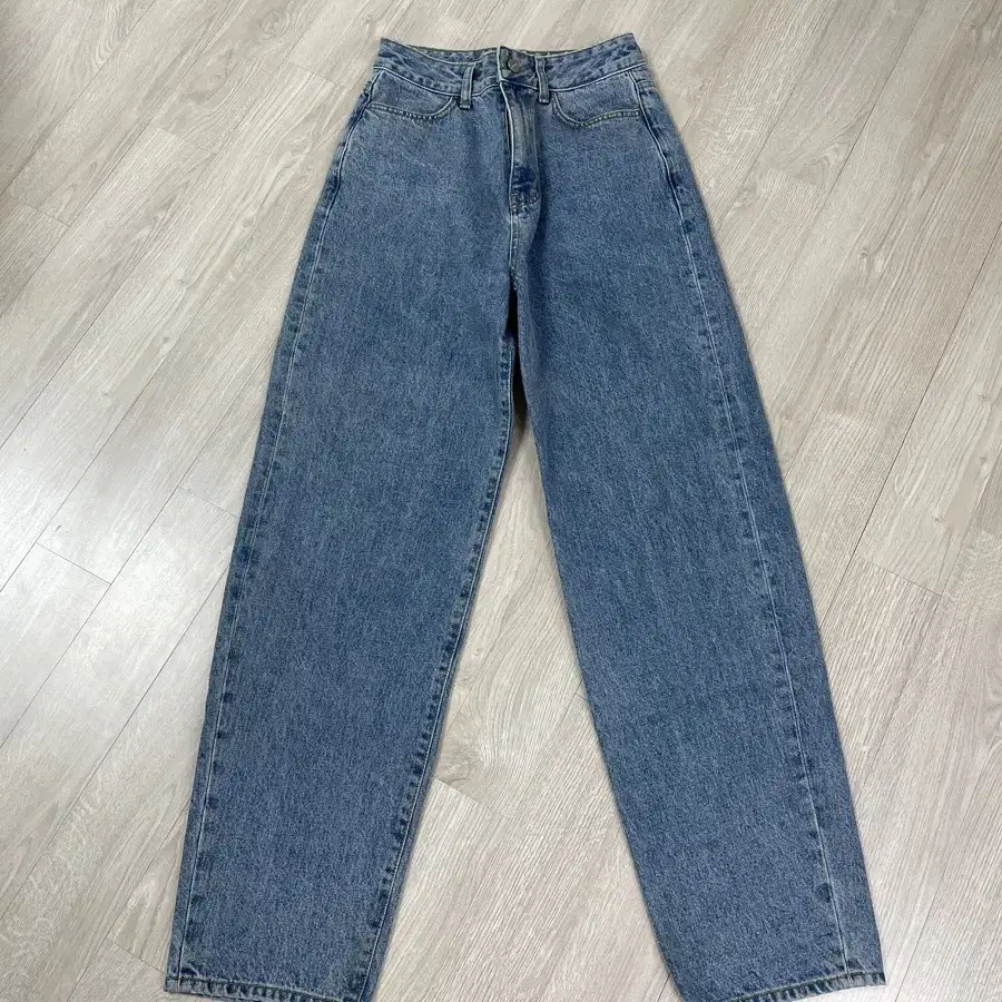 아모멘토 recycled cotton denim 데님